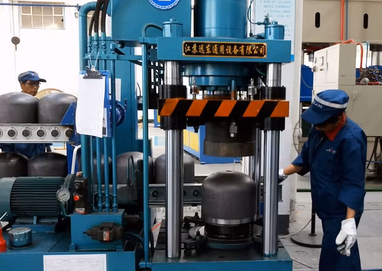 12.5kg/15kg LPG Gas Cylinder Manufacturing Equipments Body Production Line Shot Blasting Machine